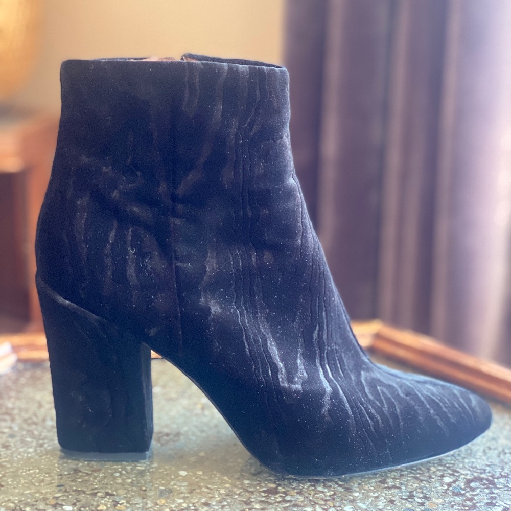 Boots - Picture 1 of 4